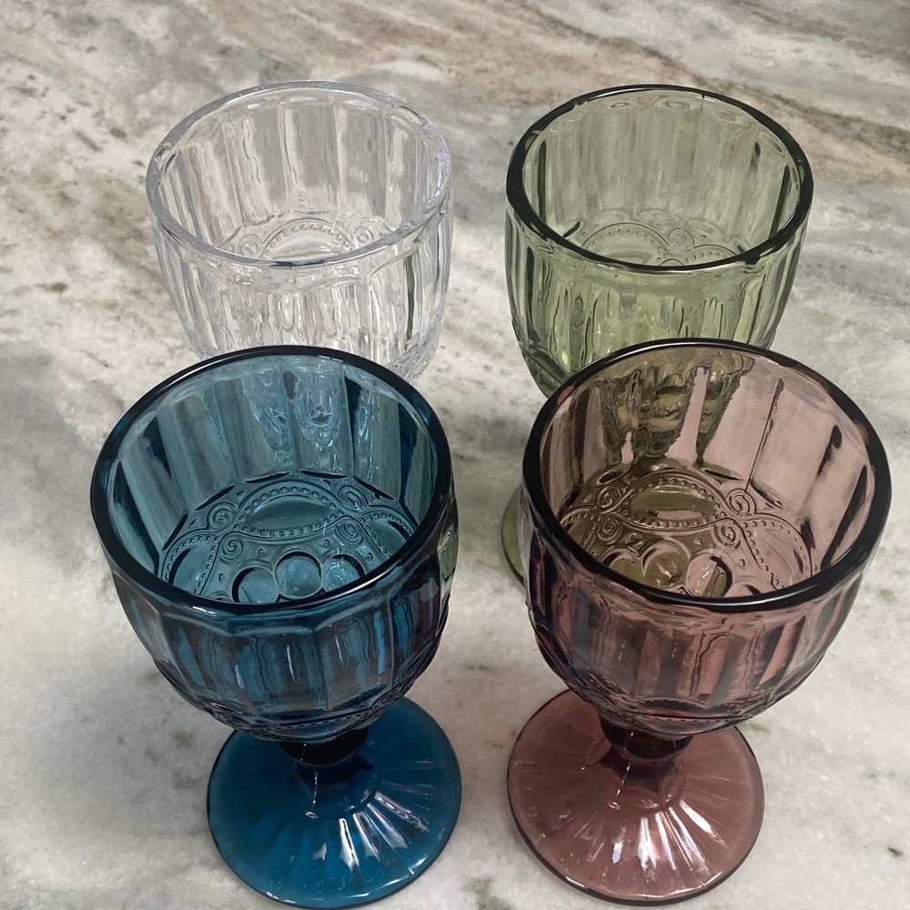 Elegant Glass Goblet Set - Multicolor